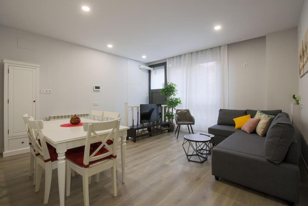 Amplio Apto 2 Hab A 20min De Puerta Del Sol Appartement *